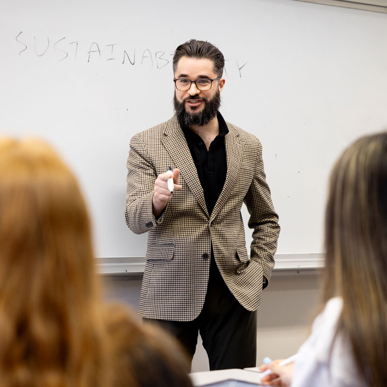 Image of an O'Neill faculty member teaching.